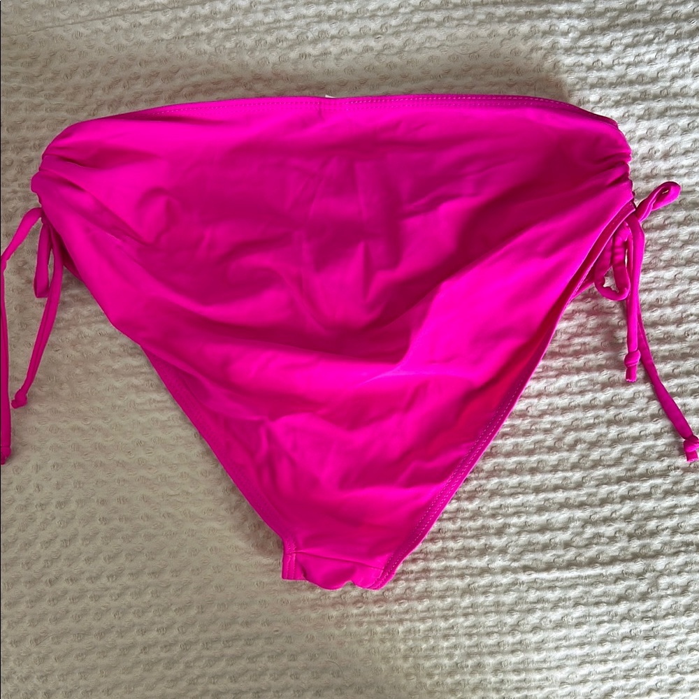 Vibrant Pink Bikini Set - Picture 4 of 6